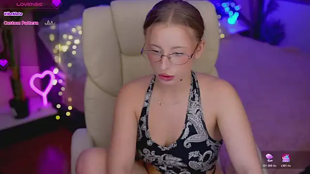 SilverrMoon's cam snapshot