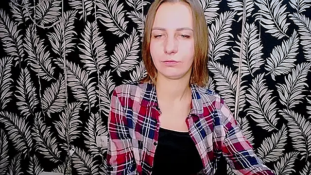 Peggy_f_'s cam snapshot