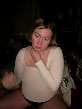 Lola_kiss_me's cam snapshot