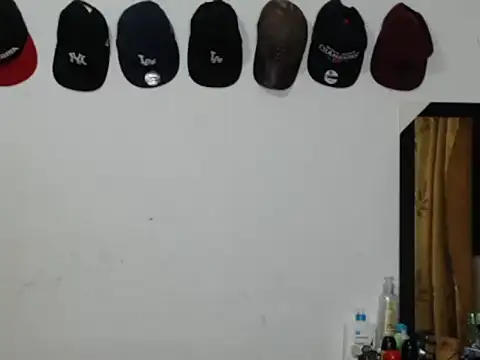 damiansexyboy69's cam snapshot