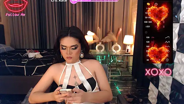 XJuicyCockTransX live sex cam