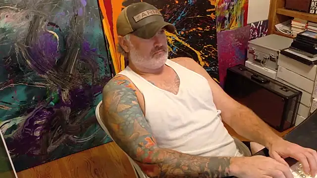 dadbodytats's cam snapshot