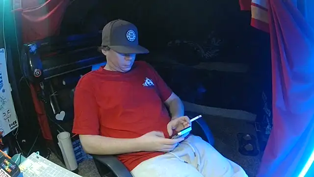 Bowerboi's cam snapshot