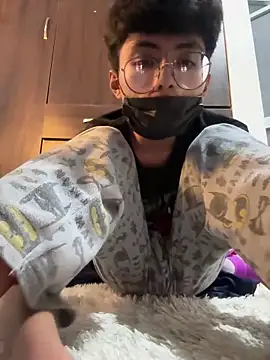 twinkperu18 live sex cam