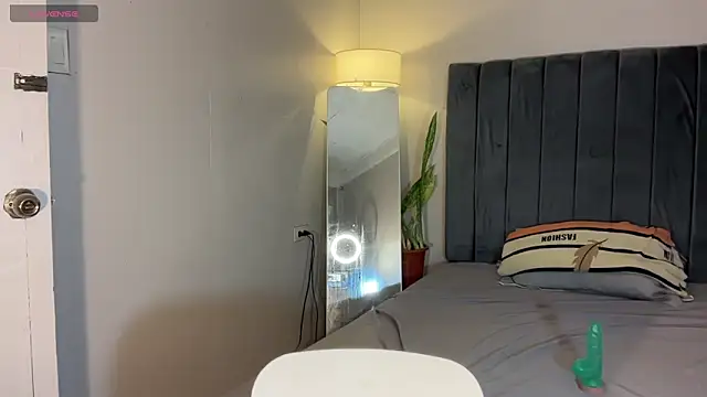 wiggle_nibble live sex cam