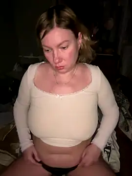 Lola_kiss_me's cam snapshot