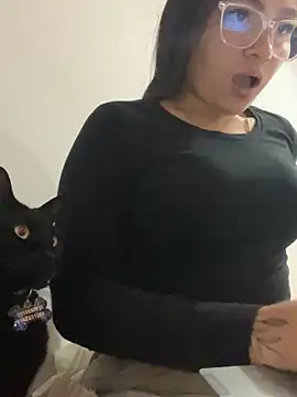 Alyha_Cortes live sex cam