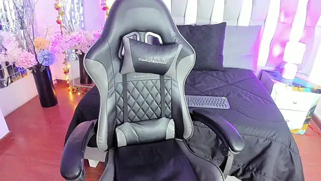 Adaara_Rey's cam snapshot