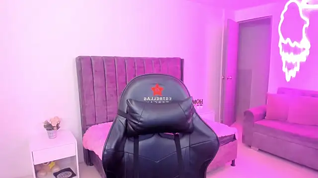 xiomara__cortes's cam snapshot