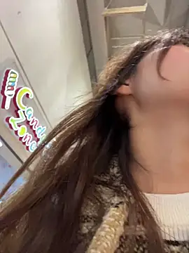 DaylaOficial live sex cam