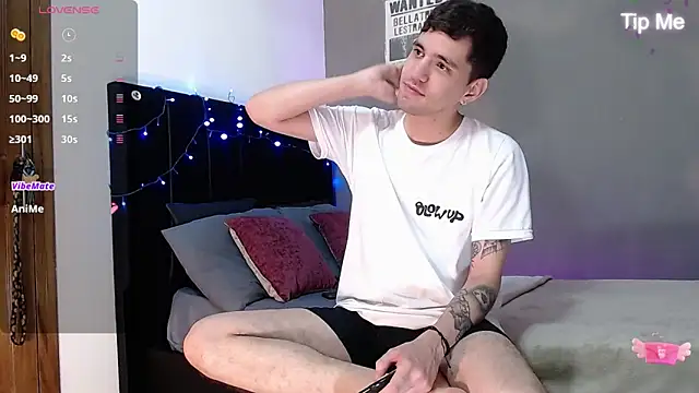 Matteo12_ live sex cam