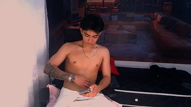 RomeoMillerr live sex cam