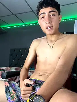 MathieuAGT live sex cam