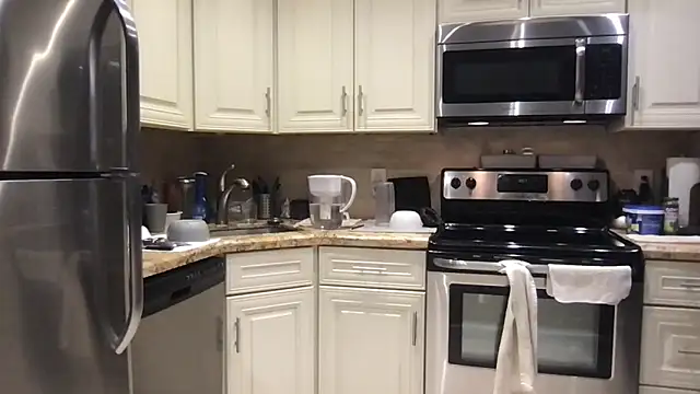 BigGuyMuscle live sex cam