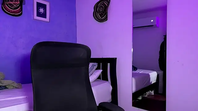 Xander_bonnet1's cam snapshot