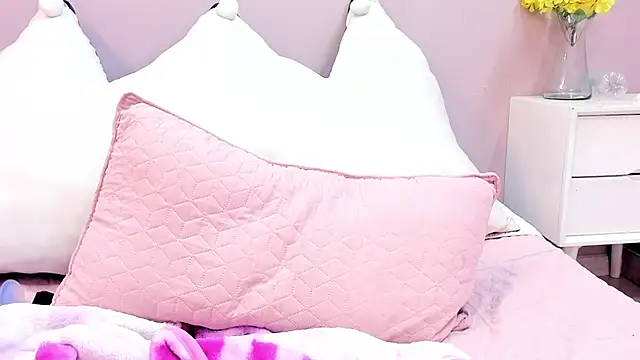 kimjulieth's cam snapshot