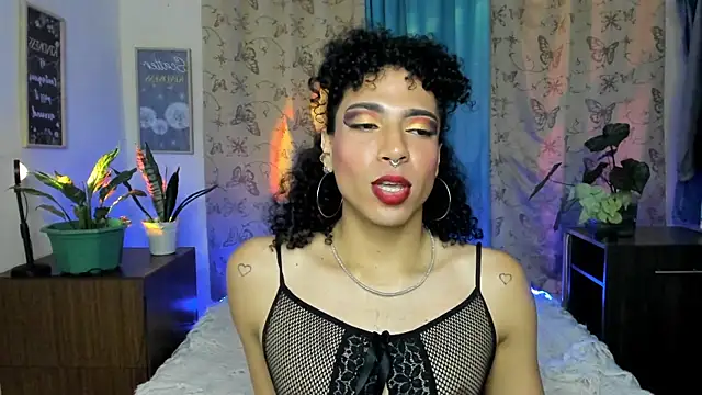 Angel_White25's cam snapshot