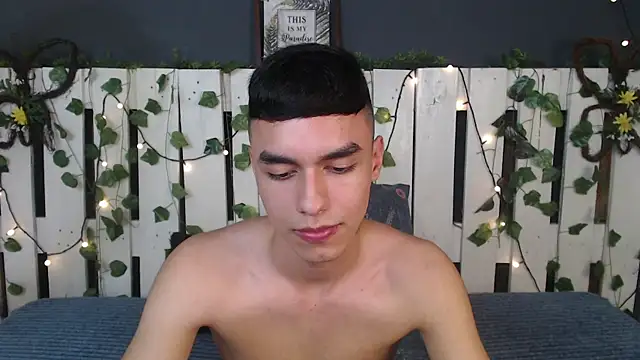 DUVAN_MONTES live sex cam