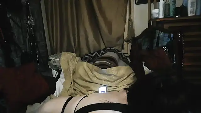 dominatrixredsonyja live sex cam