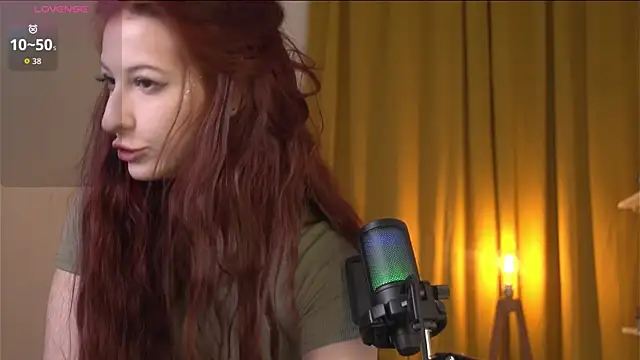 caty_cuddly live sex cam