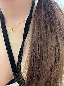 Selenaaaaa- live sex cam