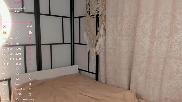 JinnySitts live sex cam