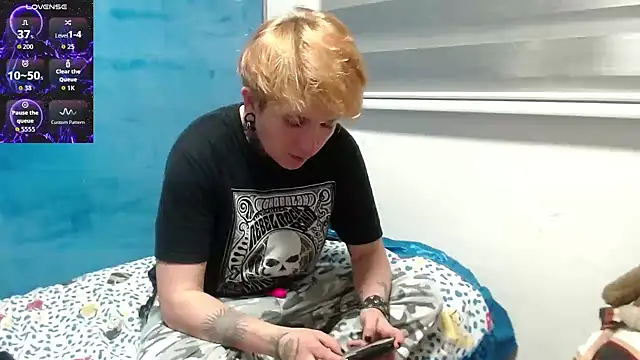 Marieblueeyes live sex cam