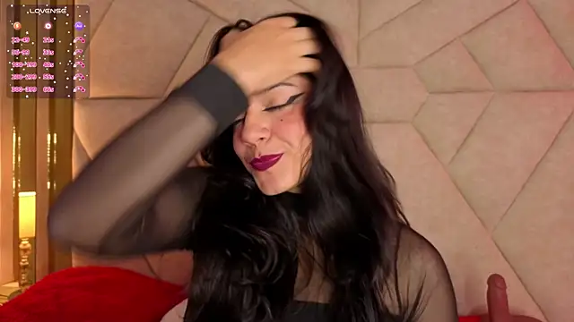 ValerieKay_ live sex cam