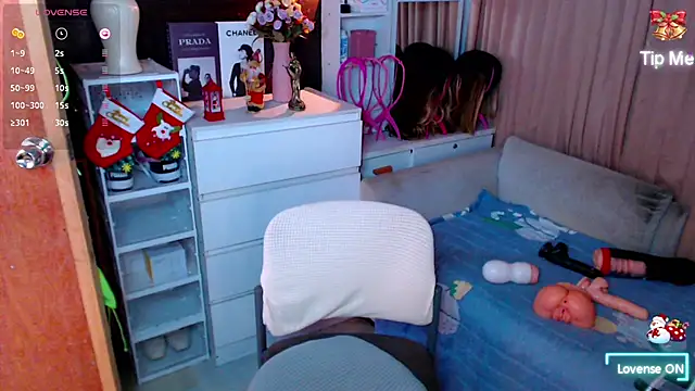 WhiskeyLove live sex cam