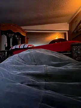 bigdickgio6923 live sex cam