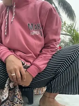 Ishikaranaa live sex cam