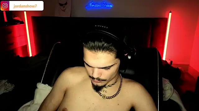 JordanShow live sex cam