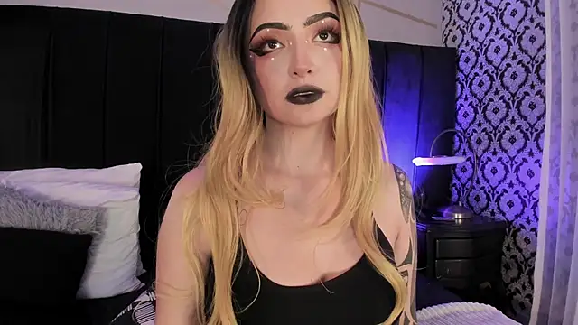 Adeelinee live sex cam