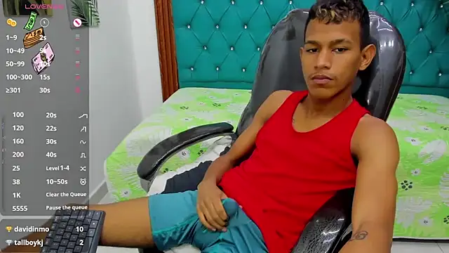 Rory_castro live sex cam