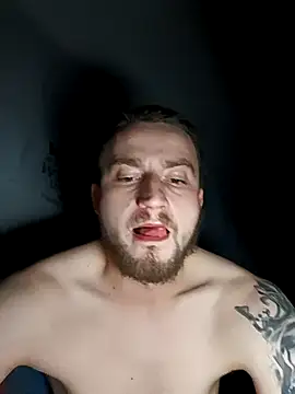 wariacik0024 live sex cam