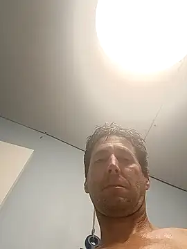 Clint12344 live sex cam