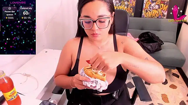 CelesteBrucee live sex cam