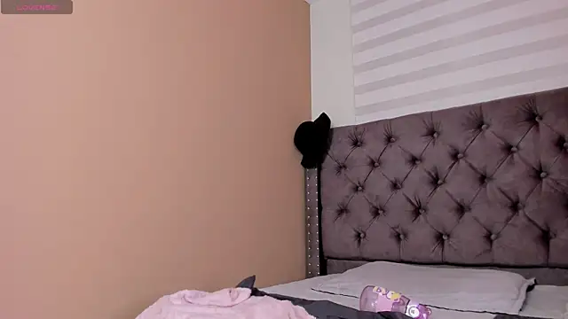 luna_cute__'s cam snapshot