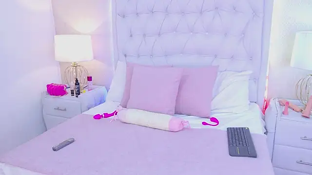 ViolettFrosst's cam snapshot