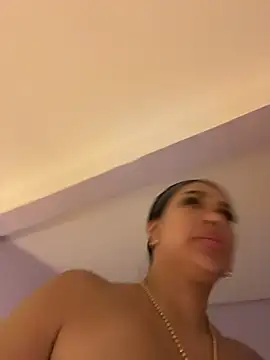 kiim_taaylor live sex cam