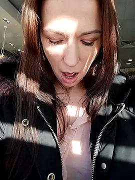 Brilliant-Queen1 live sex cam