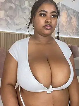 AinaraJimenez live sex cam