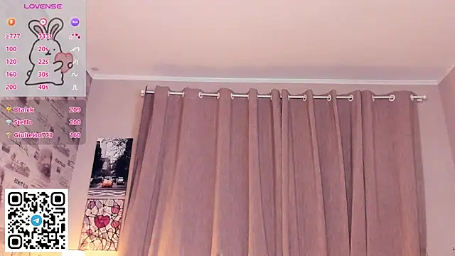 TienKnous live sex cam