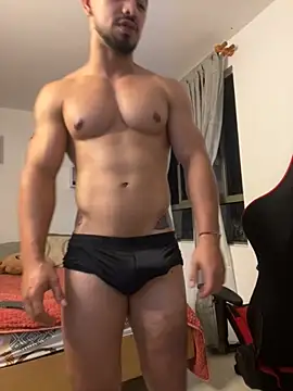 Ezzio_Scolaro live sex cam