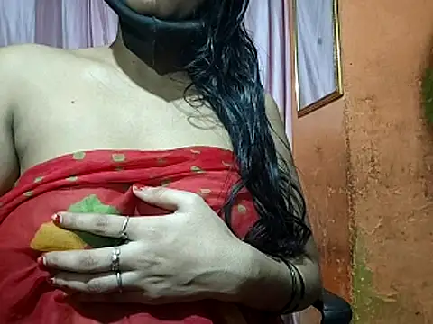 poojaxxx65 live sex cam