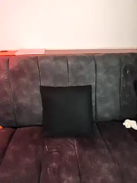 Mazikeen-- live sex cam