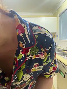 AussieKittyPurr live sex cam