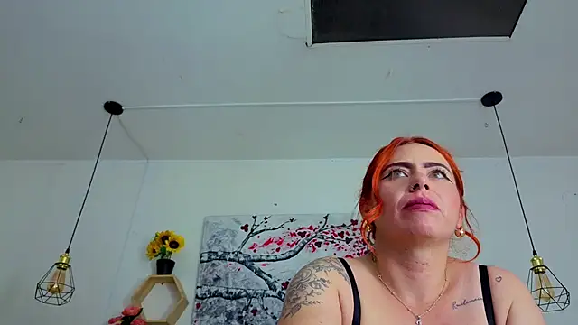 Dulce_charlottee live sex cam