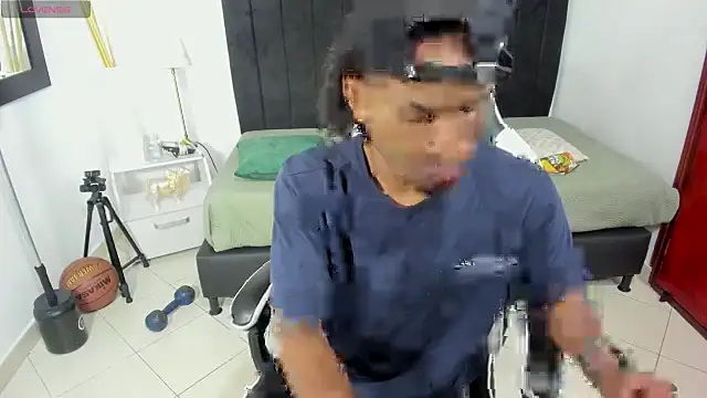 anhtony_wayans's cam snapshot