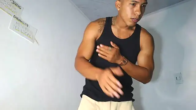 maximo_vega_newv live sex cam